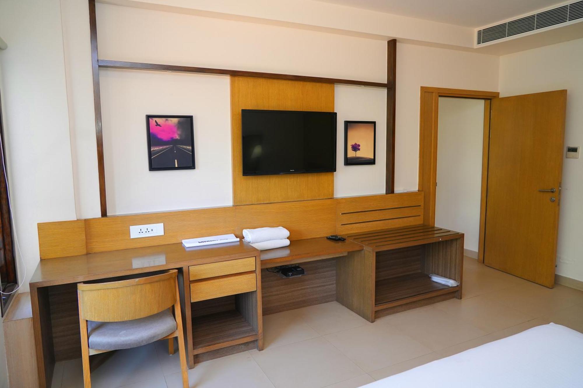 Devanahalli Purple Cloud Hotel מראה חיצוני תמונה