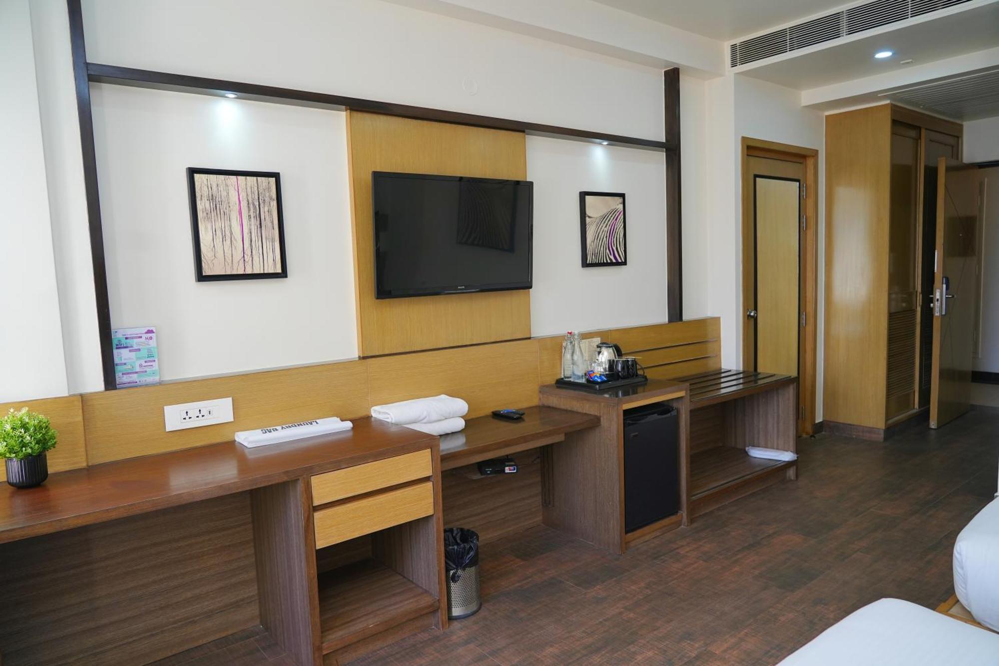Devanahalli Purple Cloud Hotel מראה חיצוני תמונה